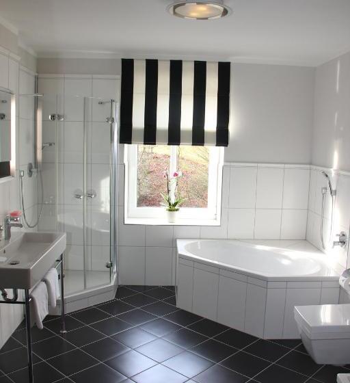 酒店 & Café Daheim