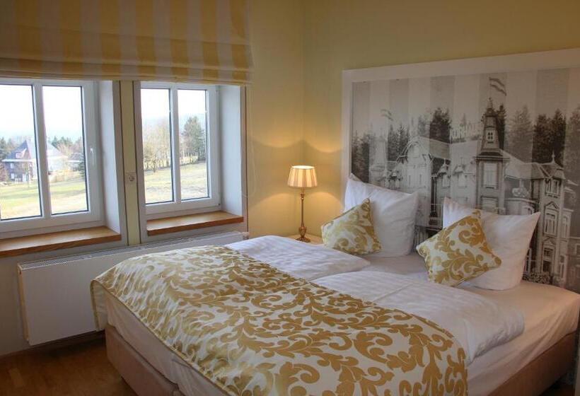 酒店 & Café Daheim