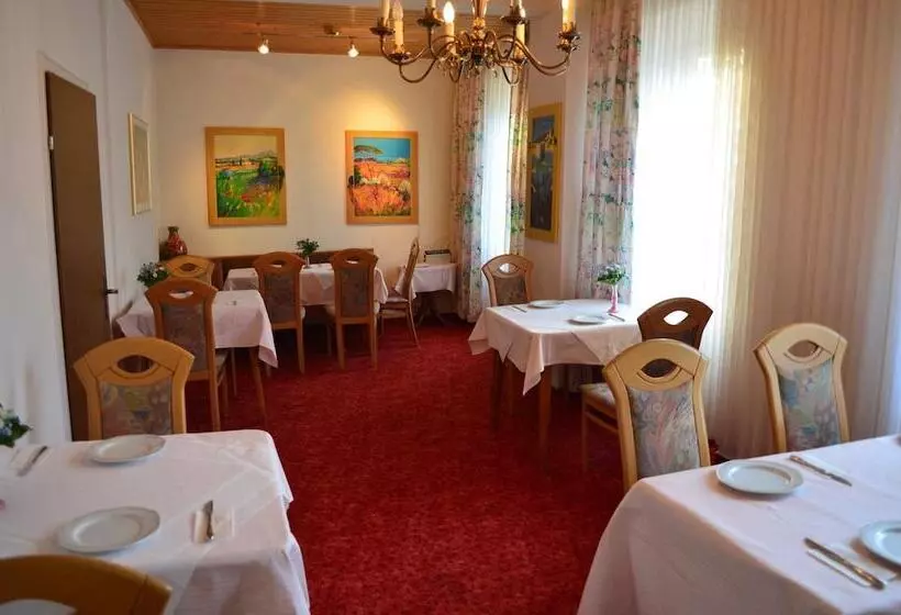 Hotelli Drei Schweizer