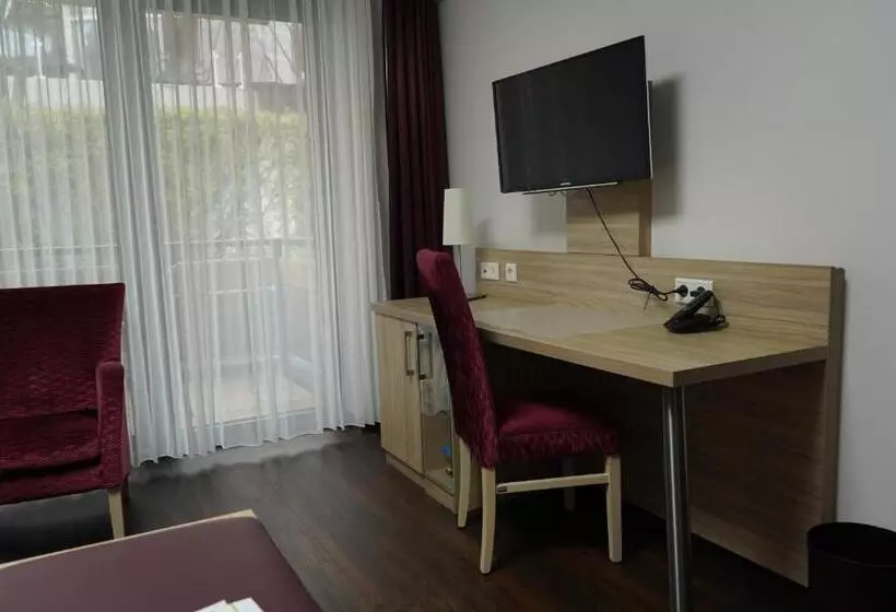 Hotelli Dreyer Garni