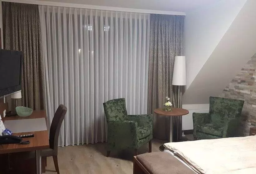 Hotelli Dreyer Garni