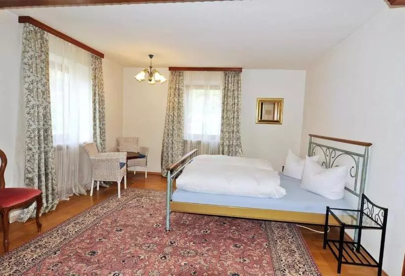 Hotelli Garni Demmel