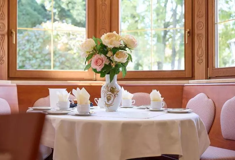 Hotelli Garni Demmel