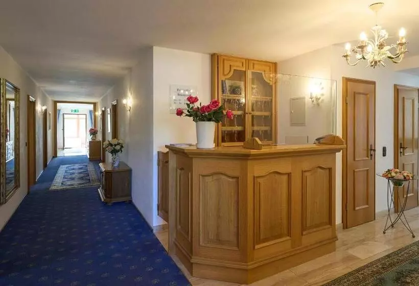 Hotelli Garni Demmel