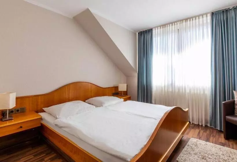 Hotelli Garni Zum Dorfbrunnen