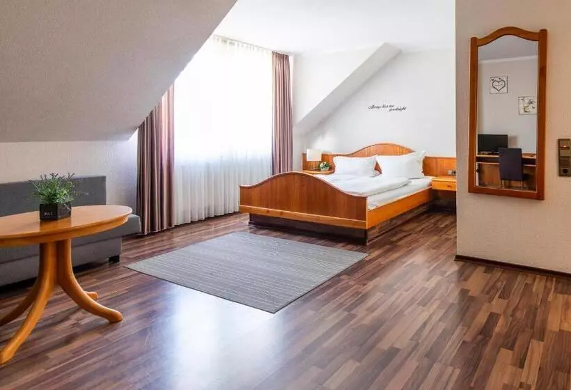 Hotelli Garni Zum Dorfbrunnen