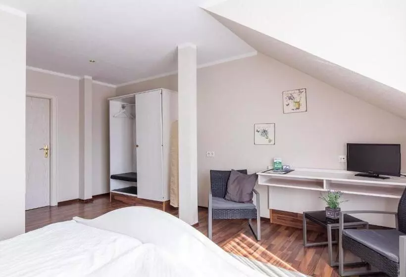 Hotelli Garni Zum Dorfbrunnen