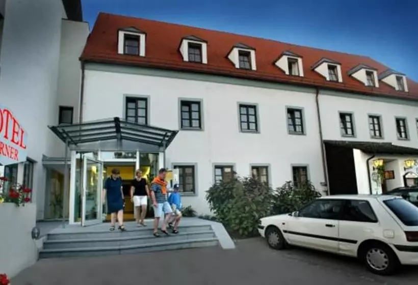 Hotelli Gasthof Lerner