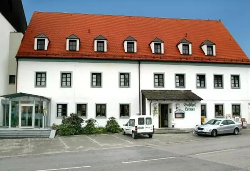 Hotelli Gasthof Lerner