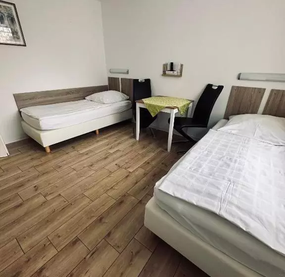 Hotelli Gästehaus Hanseat