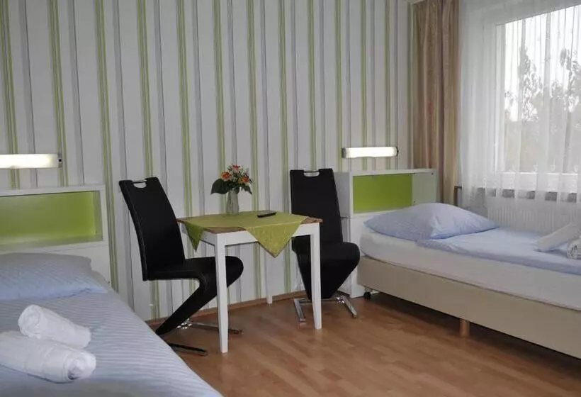 Hotelli Gästehaus Hanseat