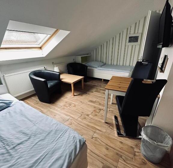 בית מלון כפרי Gästehaus Hanseat