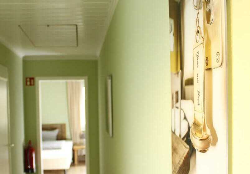 酒店 Haus Am Bach Gemütliche Pension