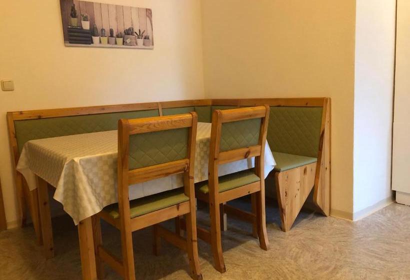 Отель Haus Linde Frauenwald Am Rennsteig