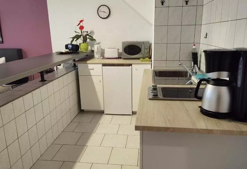 Hotelli Haus Linde Frauenwald Am Rennsteig