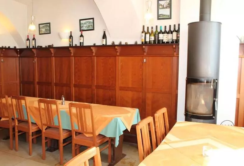 هتل Landgasthof Heerlein