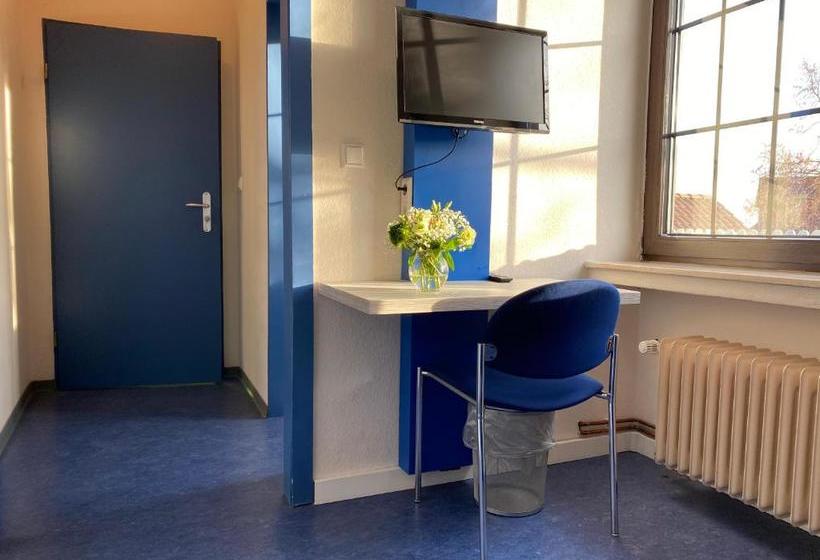 هتل Smart Hostel By Landgasthof Velber 24h7d