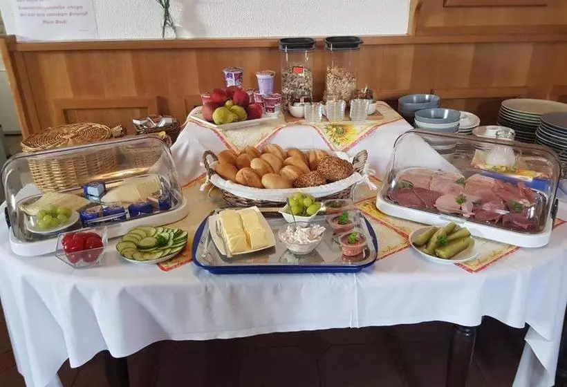 Hotelli Thüringer Hof Hildburghausen