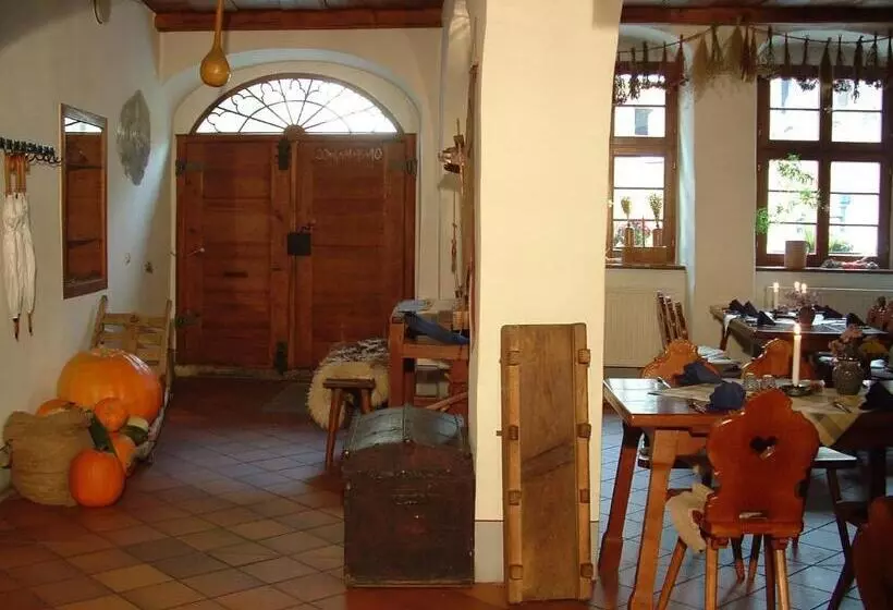 ホテル Und Gasthof Dreibeiniger Hund