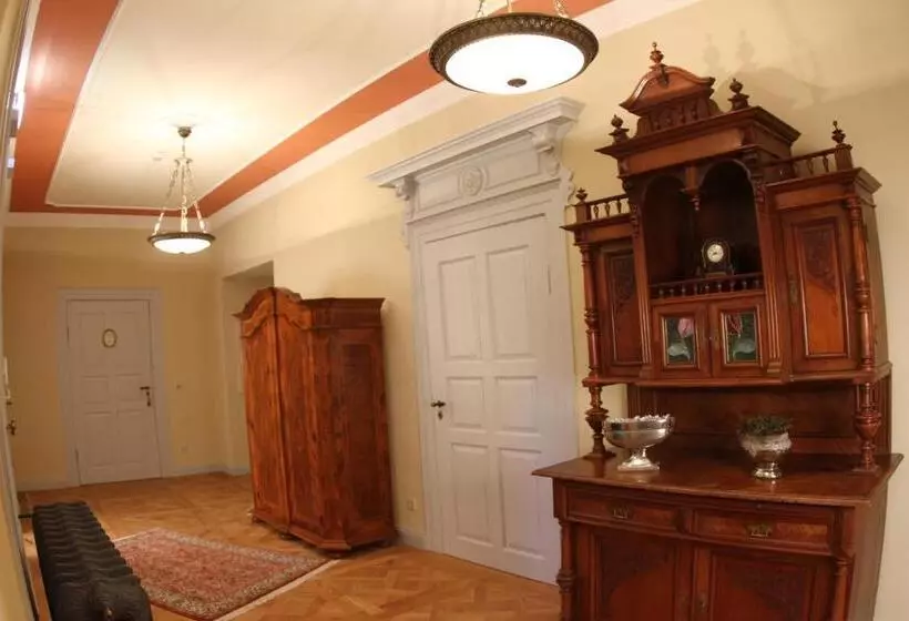 Hotelli Villa Victoria