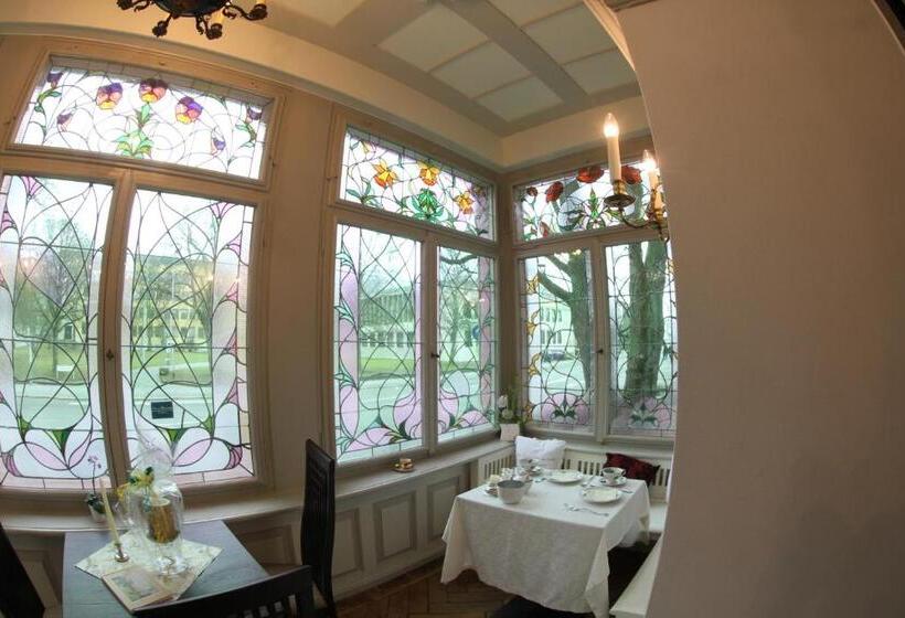 酒店 Villa Victoria