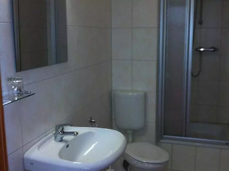 Hotelli Zum Goldenen Löwen