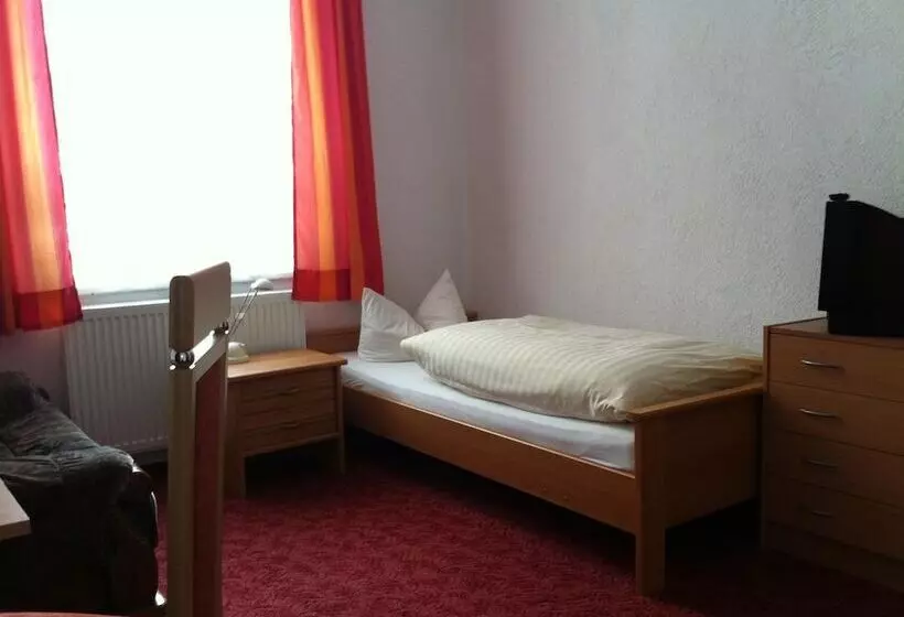 Hotelli Zum Goldenen Löwen