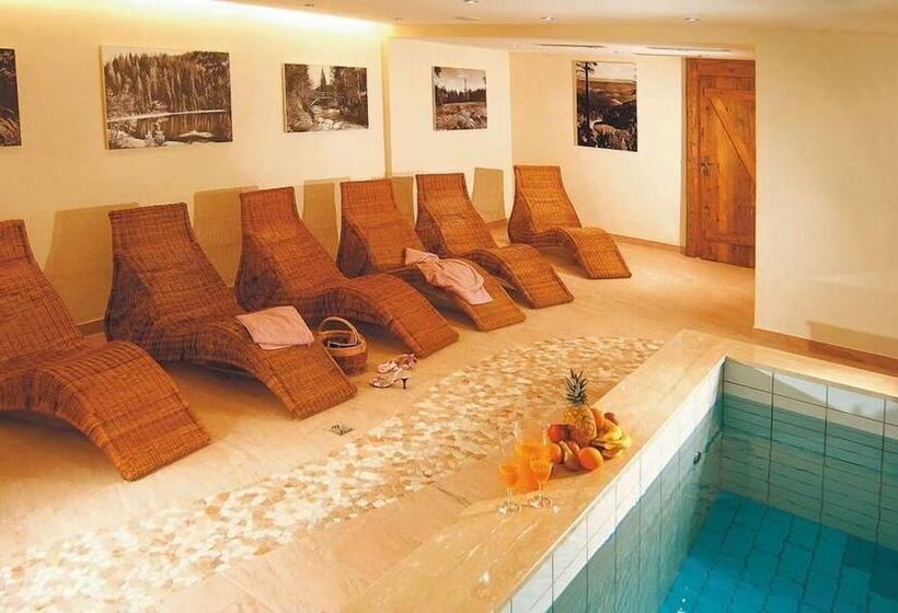 Schwarzwaldhotel Klumpp