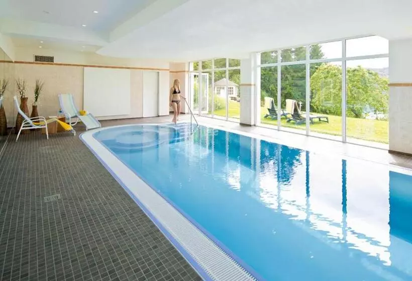 Plusnaturhotel Direkt Am Ederseeufer Waldhotel Wiesemann Und Ferienapartments