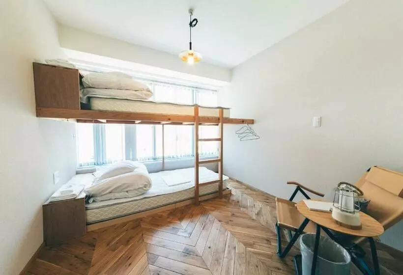 ユースホステル Charlie S Bed