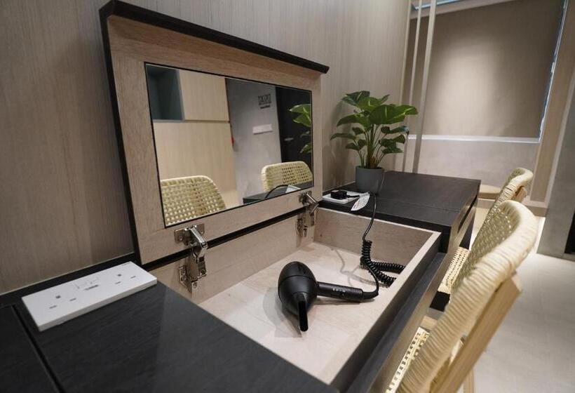 هاستل Jyu Capsule