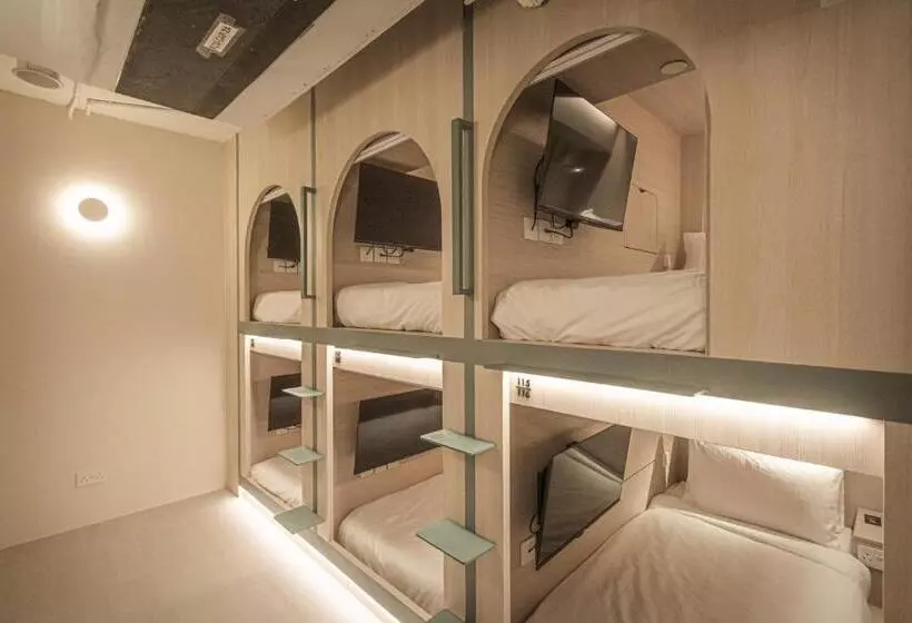 ユースホステル Jyu Capsule