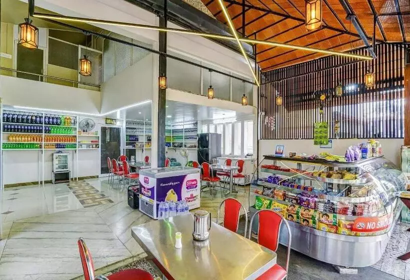 Hotelli Collection O Royal Tourist Home