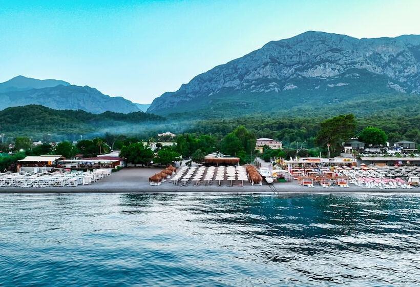 בית מלון כפרי Saint Star Kemer Adult Only +16