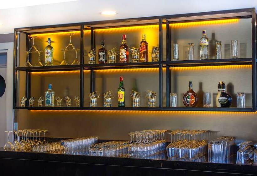 בית מלון כפרי Saint Star Kemer Adult Only +16