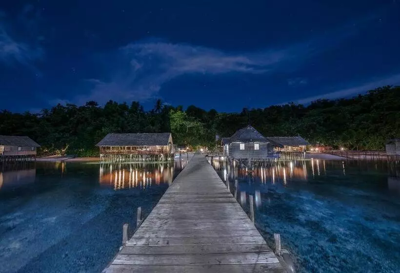 Papua Paradise Eco Resort