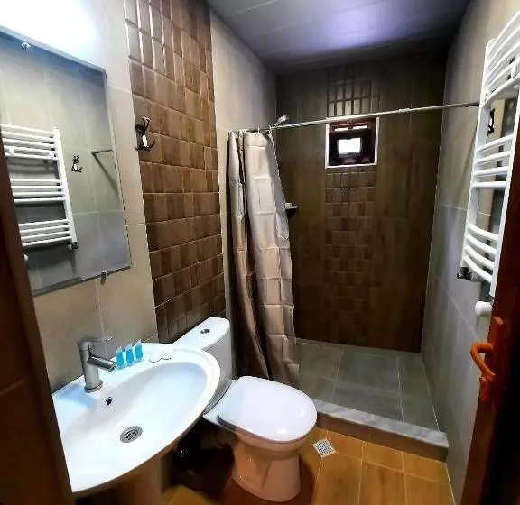 پانسیون Guest House N&n