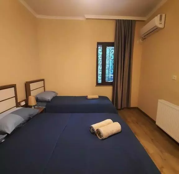 پانسیون Guest House N&n