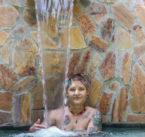 بنسيون Nectar Hotel, Cafe, Cowork   Adults Only