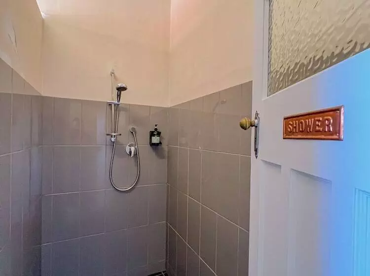 Commercial Hotel Bega