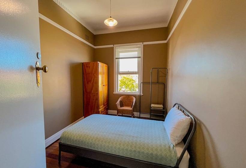 Commercial Hotel Bega