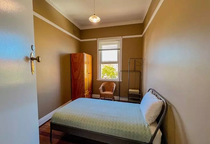 Commercial Hotel Bega