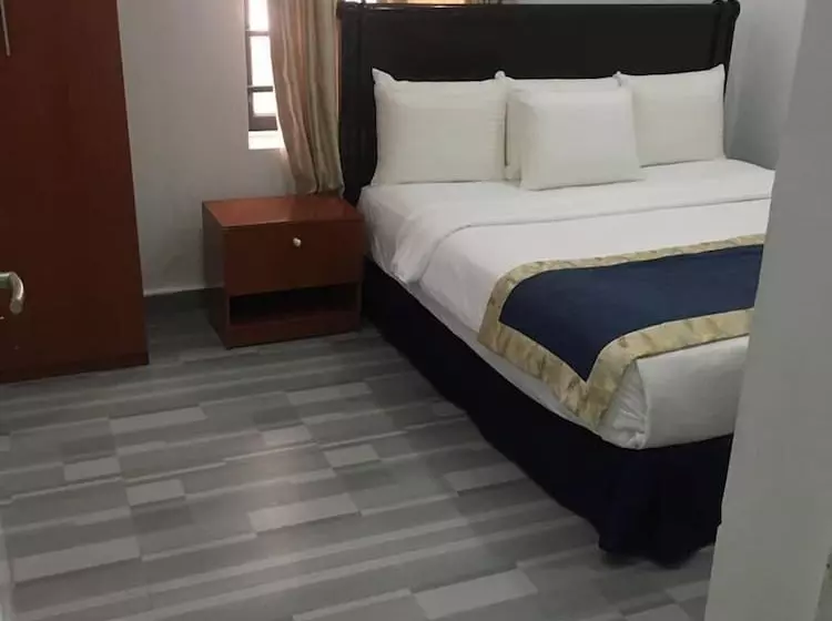 هتل Credence Resorts Aco