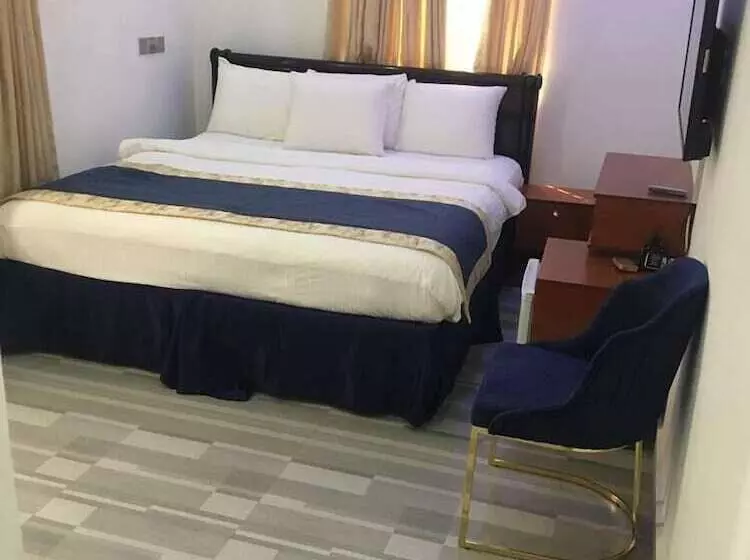 هتل Credence Resorts Aco