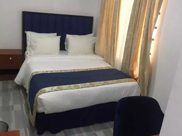 هتل Credence Resorts Aco