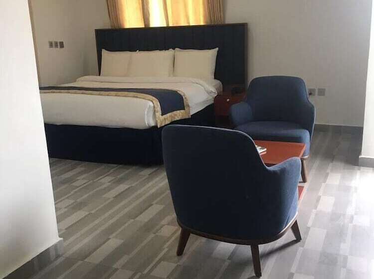 هتل Credence Resorts Aco