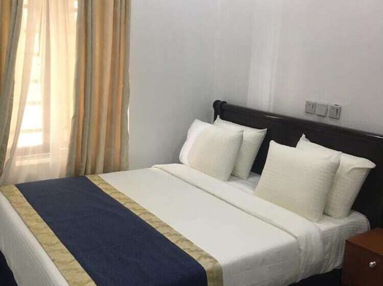 هتل Credence Resorts Aco