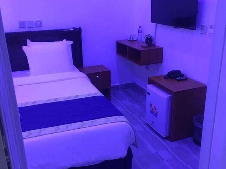 هتل Credence Resorts Aco