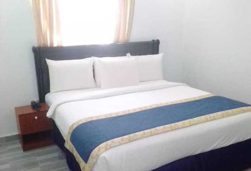 هتل Credence Resorts Aco