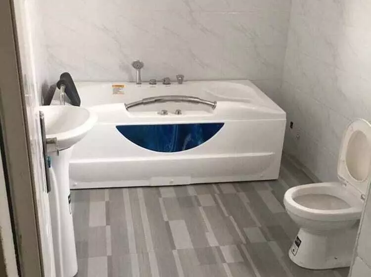 هتل Credence Resorts Aco